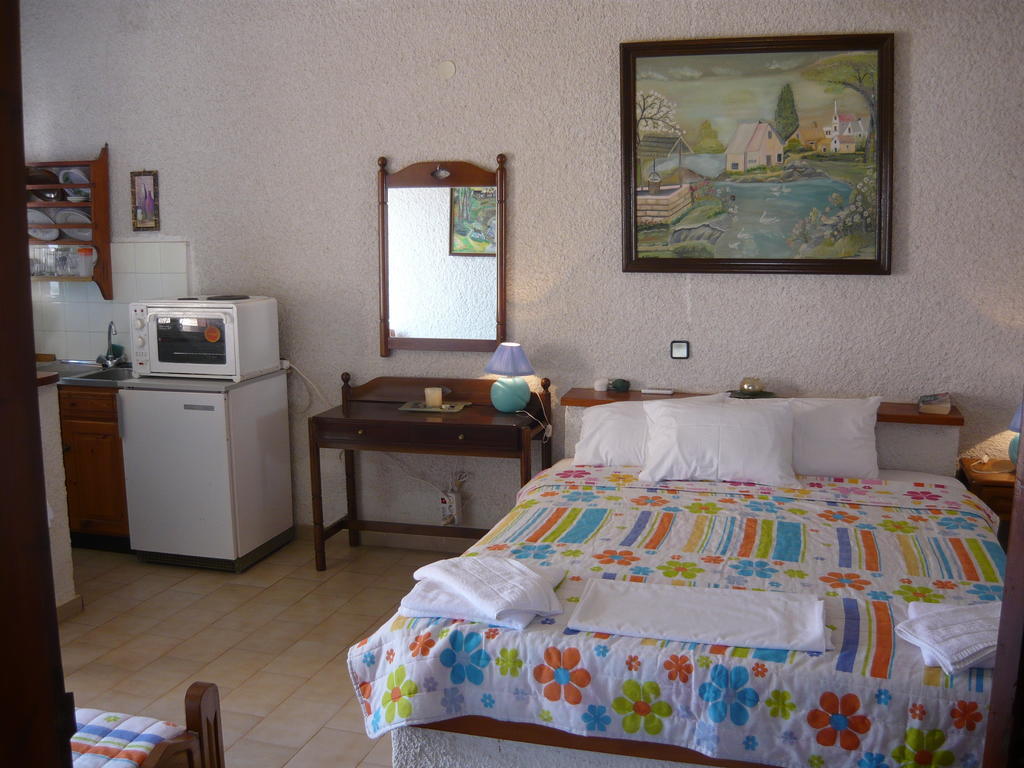 Villa Victoria Makríjalosz Szoba fotó